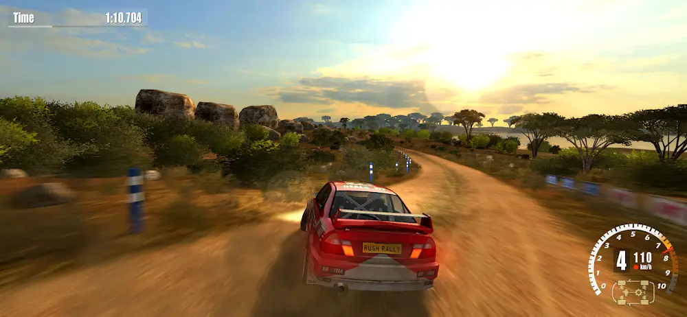 Rally speciál na šotolinové etapě v podvečerním světle ze hry Rush Rally 3 Demo